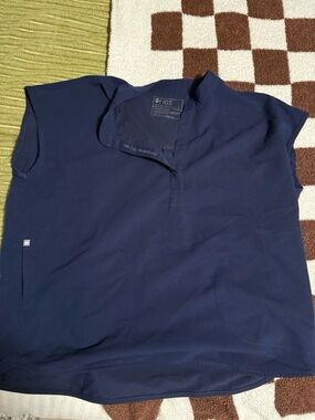 FIGS Rafaela Scrub Top